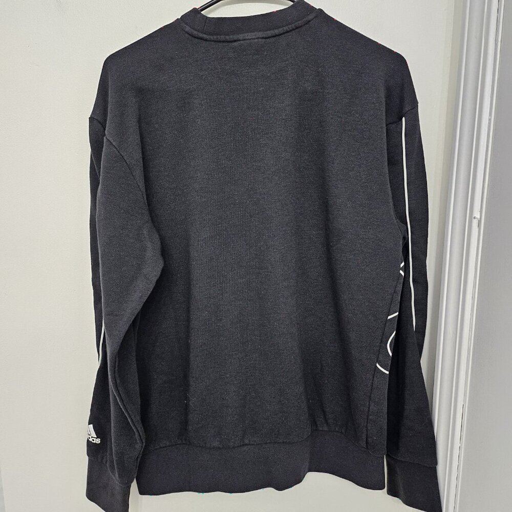Adidas Giant Logo Sweatshirt Adult Size Small Black Pullover Crew Neck Athletic - Picture 6 of 9
